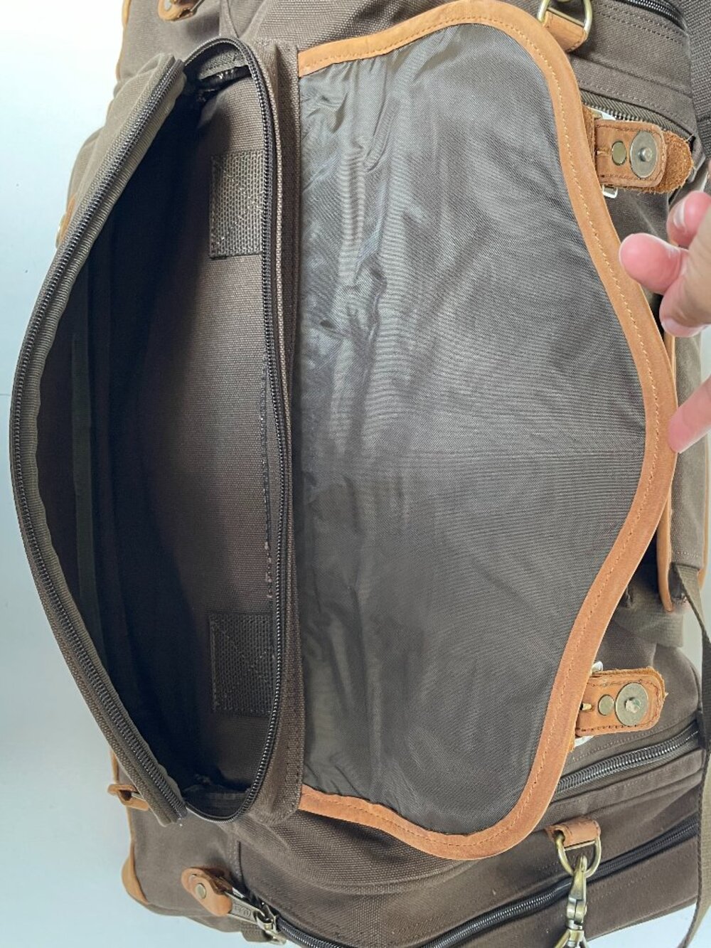 Cabela's Vintage Battenkill Canvas & Leather Large Duffel Bag Luggage Filson - Picture 8 of 13